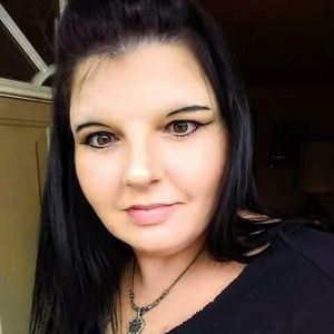 Meet your Posher, Abigail